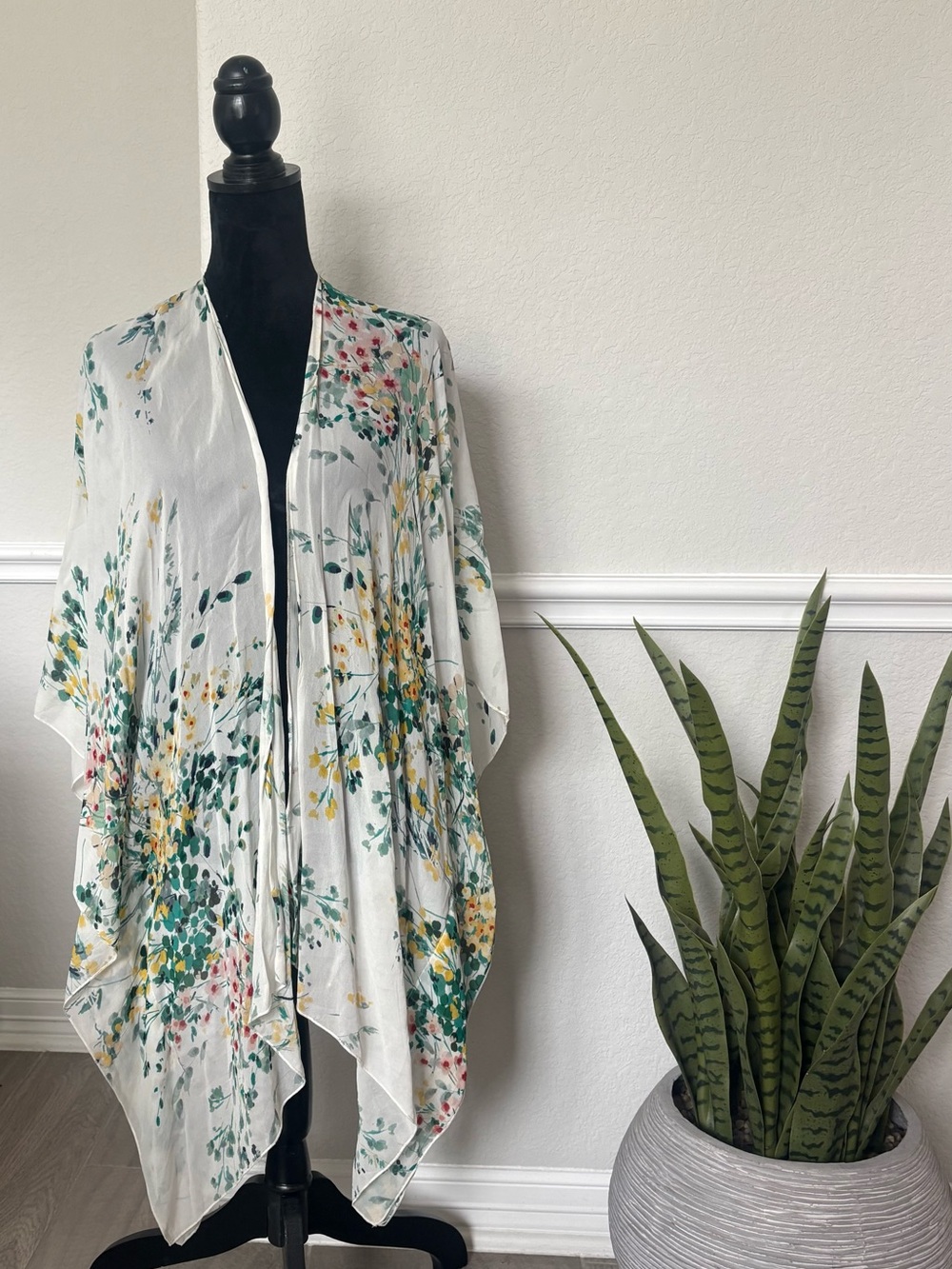 Karen Kane White Floral Kimono Wrap with Green, Yellow and Pink Accents